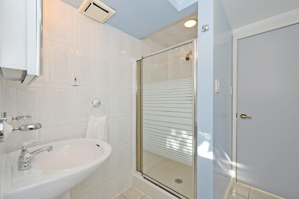 Richview Gardens Apartment Toronto Exterior photo
